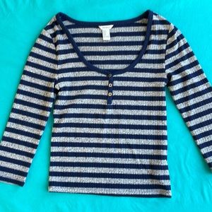 S forever 21 scoop neck 3/4 length sleeve tee